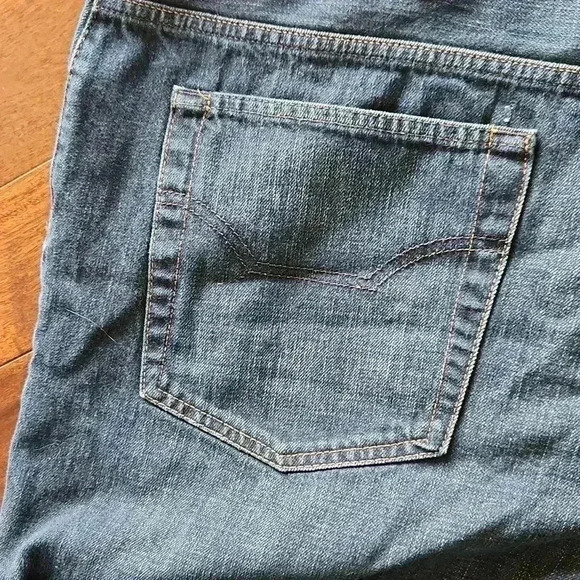 Men's CHAPS Denim Jeans Straight Fit 48x32 Dark Wash - Picture 12 of 15